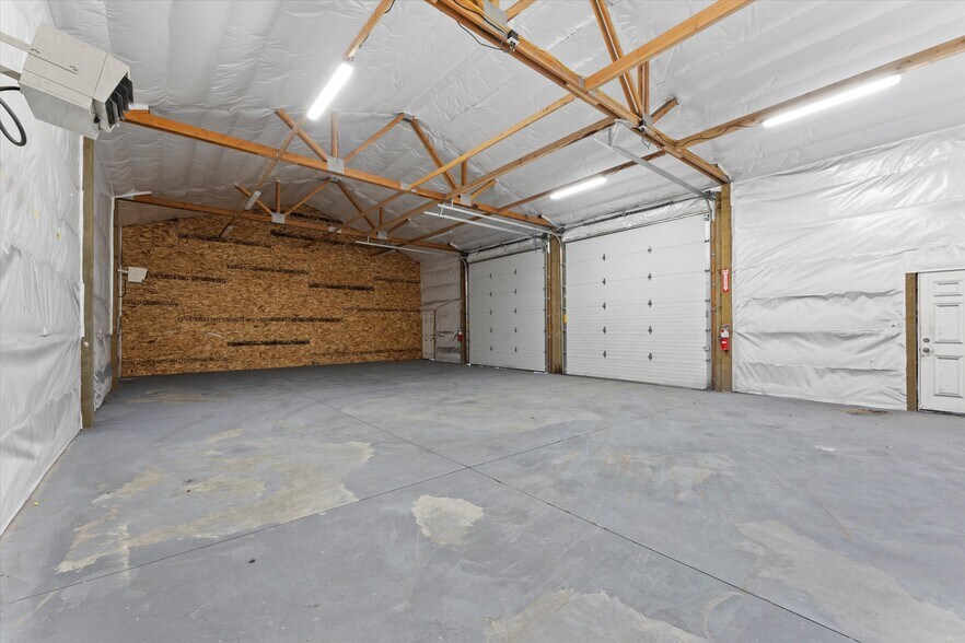 More Photos Of 221 Hamilton Rd, Moses Lake Warehouse For Lease