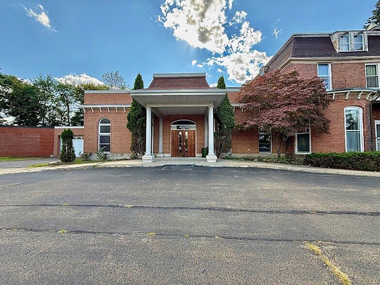 Primary Photo Of 145 E Main St, Fredonia Religious Facility For Lease