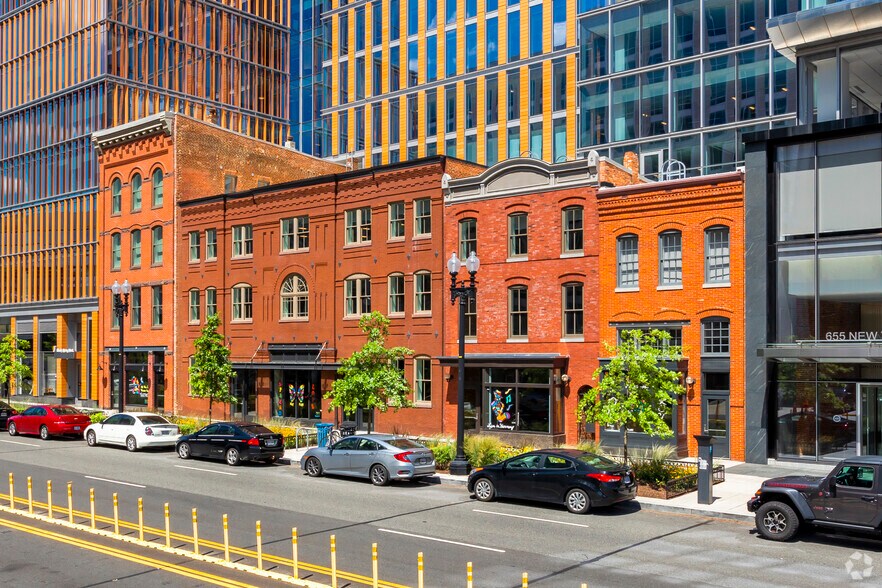 More Photos Of 655 New York Ave NW, Washington Office For Lease