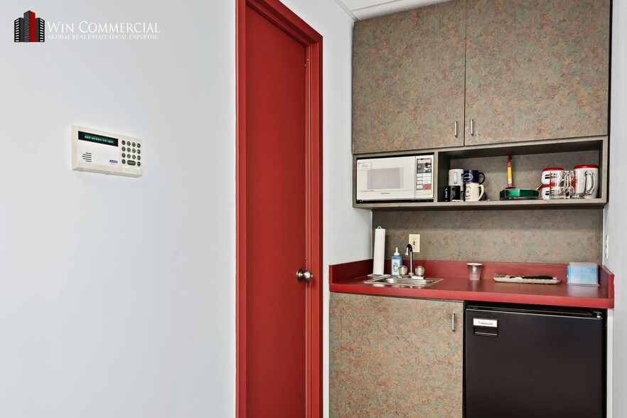 More Photos Of 3521 Whiskey Bottom Rd, Laurel Auto Repair For Sale