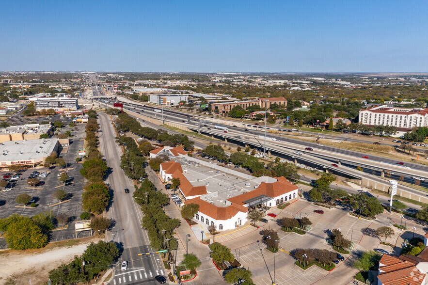 More Photos Of 6406 N IH 35, Austin Storefront For Lease