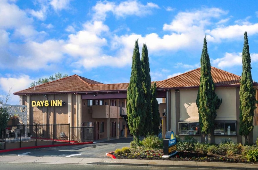 Primary Photo Of 2600 Appian Way, Pinole Hotel For Sale