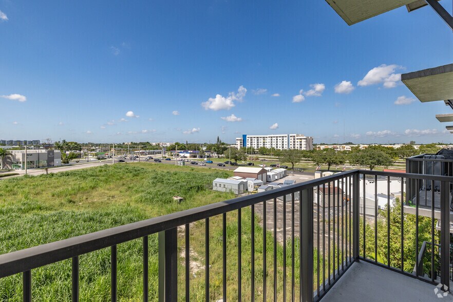 More Photos Of 26215 S Dixie Hwy, Naranja Apartments For Lease