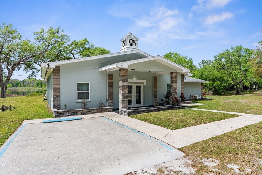 More Photos Of 14231 Old Mission Rd, Dade City Religious Facility For Sale