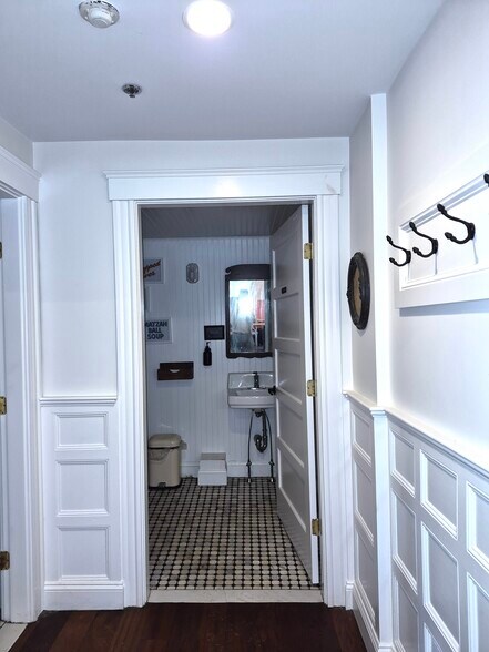 More Photos Of 231-233 Cardinal Medeiros Ave, Cambridge Storefront Retail Residential For Sale
