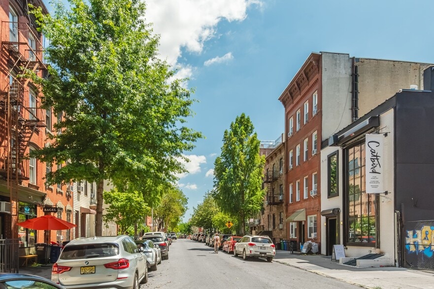 More Photos Of 97 N 7th St, Brooklyn Apartments For Sale