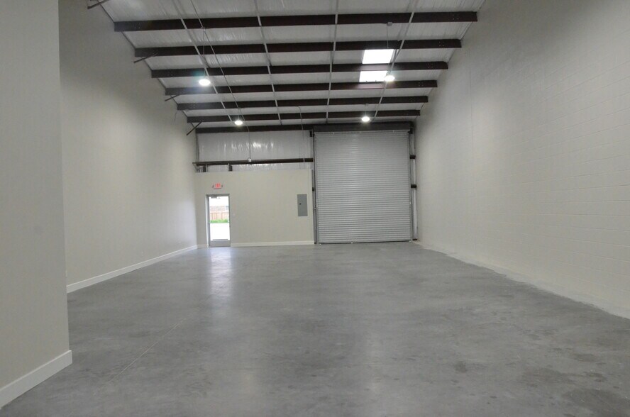 More Photos Of 21631 Rhodes Rd, Spring Unknown For Lease