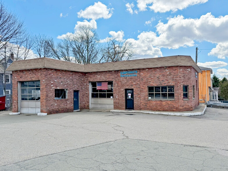 Primary Photo Of 250 Orchard St, Watertown General Retail For Sale