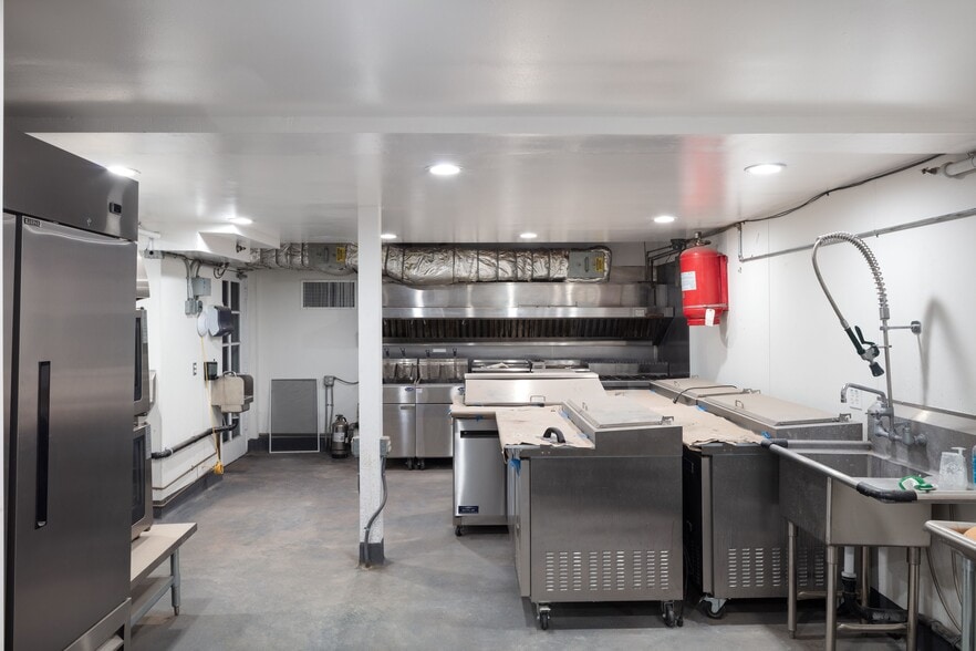 More Photos Of 762-764 5th Ave, San Diego Storefront Retail Residential For Sale