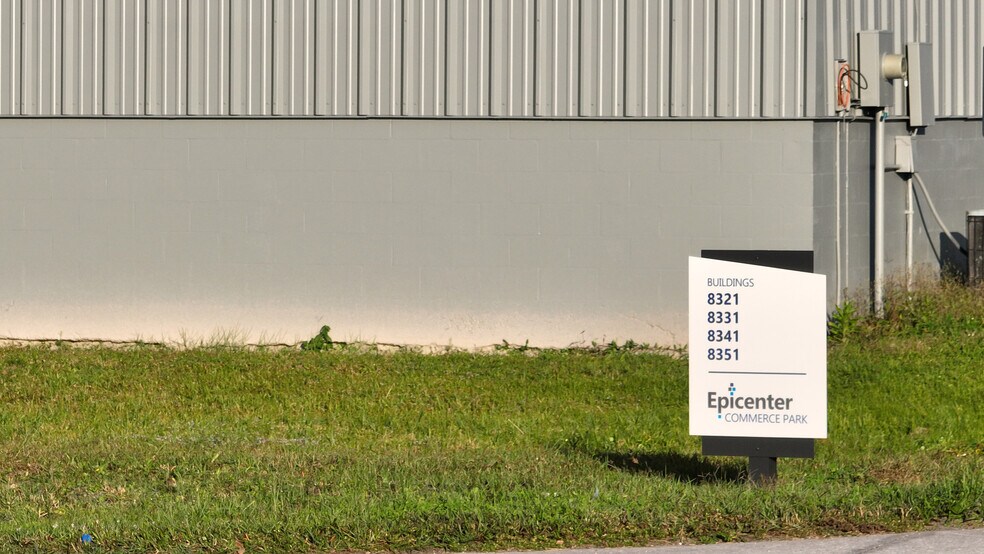 More Photos Of 8420 Epicenter Blvd, Lakeland Unknown For Lease