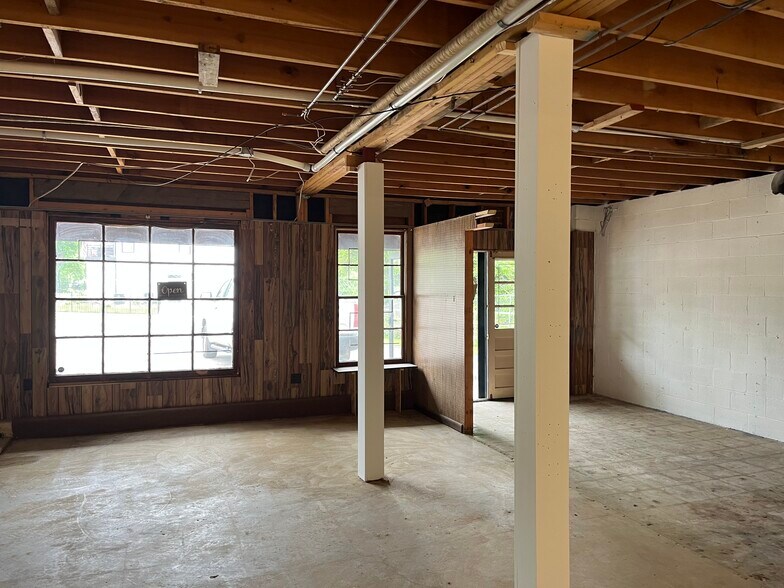More Photos Of 422 Acklen Park Dr, Nashville Apartments For Lease