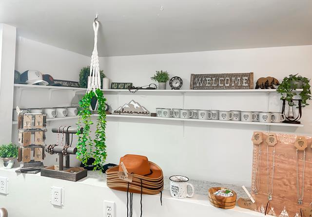 More Photos Of 10763 US Highway 30, Cokeville Hotel For Sale