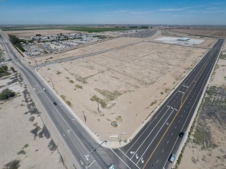 More Photos Of Towne Center Pky, Calexico Land For Sale