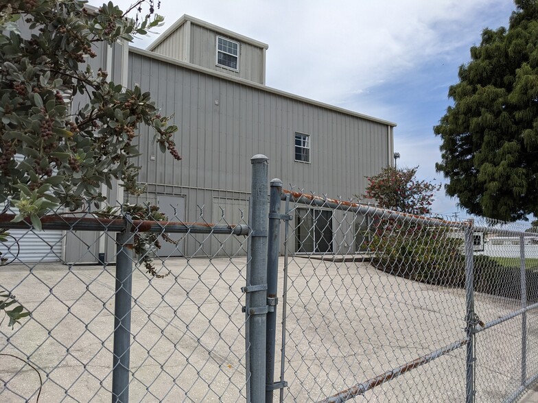 More Photos Of , Tampa Unknown For Sale