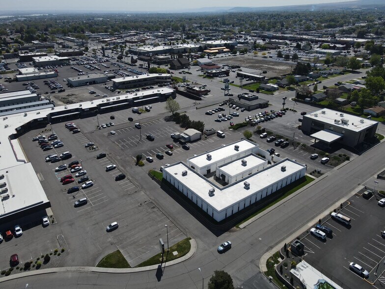 More Photos Of 320 N Johnson St, Kennewick Office For Sale