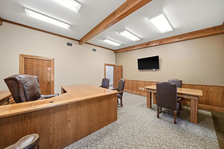 More Photos Of 4122 Hwy 90 Alt, Altair Light Distribution For Lease