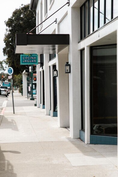 Primary Photo Of 79-97 S Oak St, Ventura Apartments For Lease