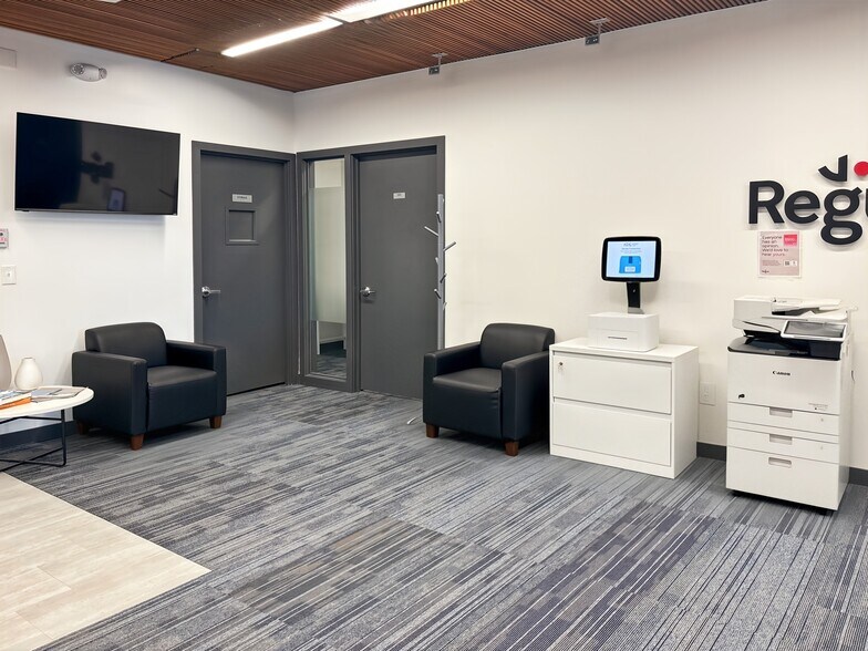 More Photos Of 2323 Grand Ave, Des Moines Coworking Space