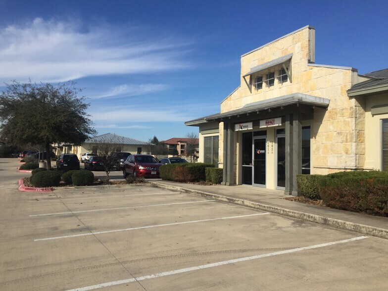 More Photos Of 1920 Corporate Dr, San Marcos Office For Sale
