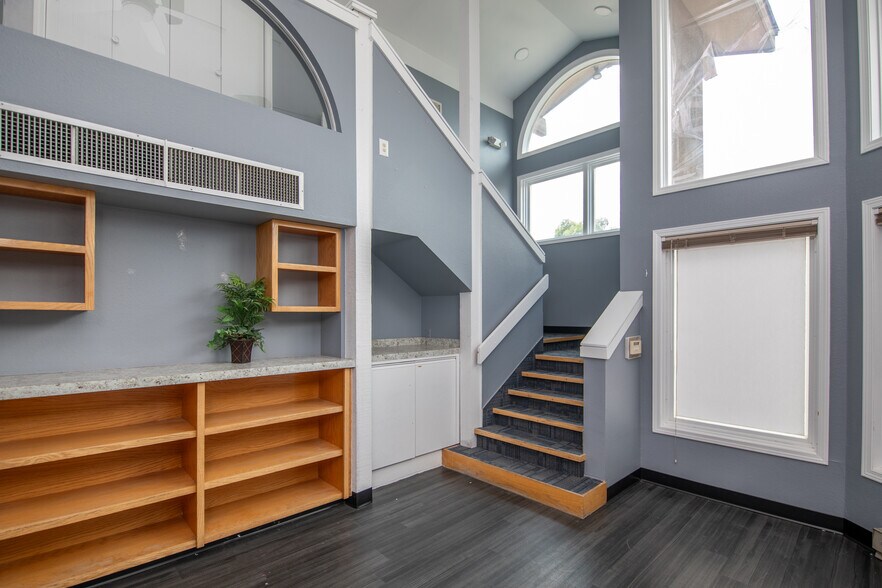 More Photos Of 5290 Manhattan Cir, Boulder Medical For Sale