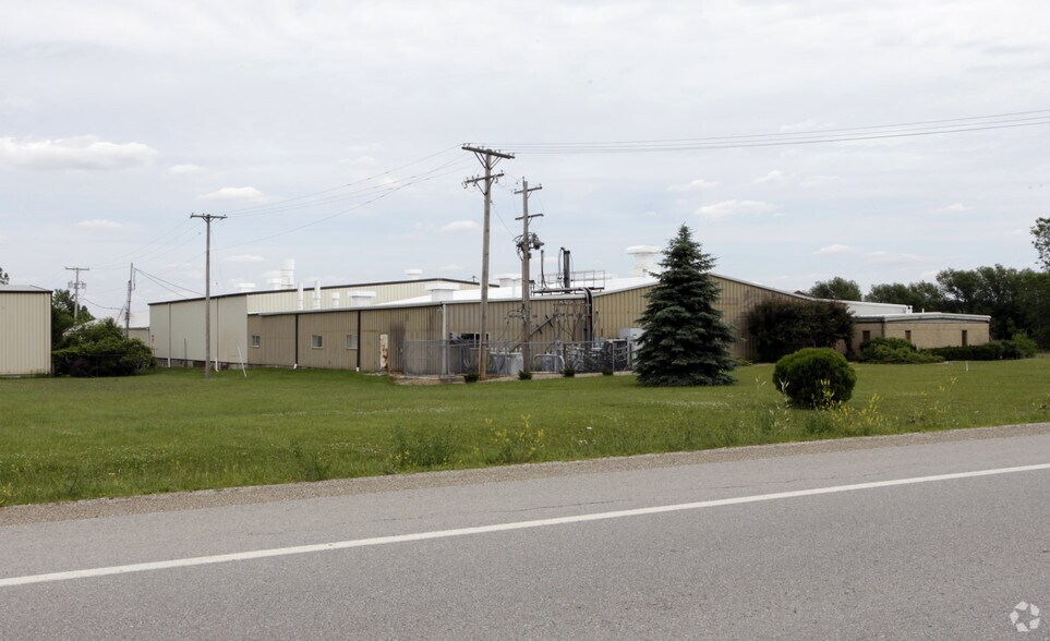 More Photos Of 4732 Lincoln Hwy, Mansfield Warehouse For Lease