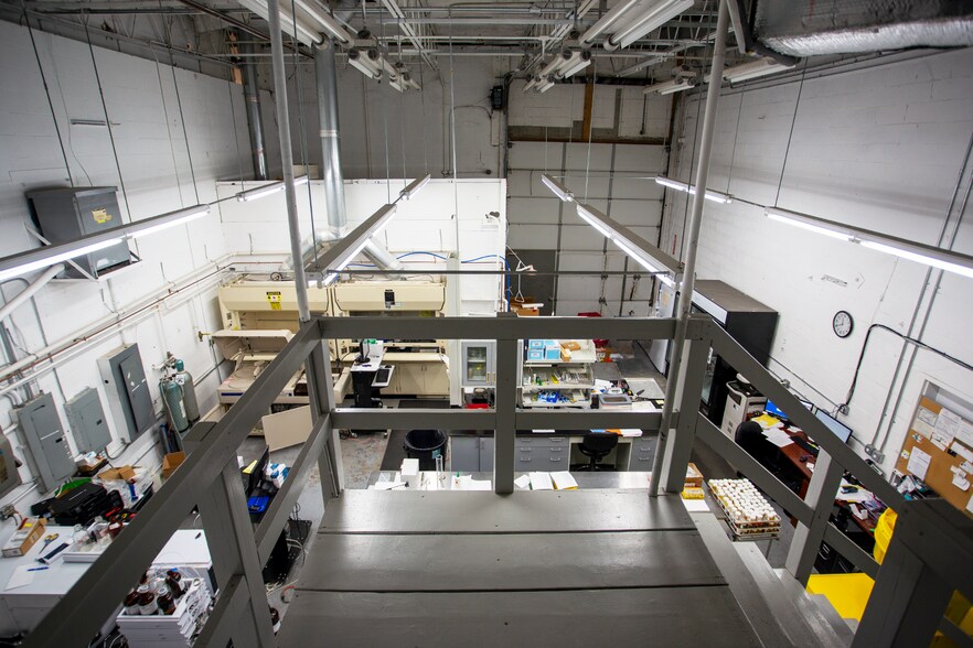 More Photos Of 178-190 Cedar Hill St, Marlborough Industrial For Sale