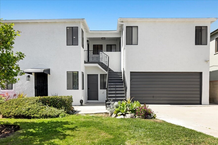 More Photos Of 2218 24th St, Santa Monica Apartments For Sale