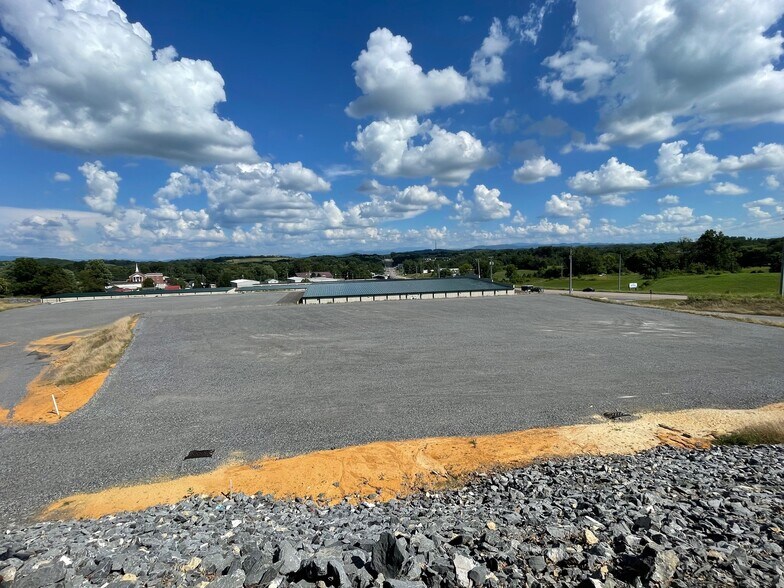 More Photos Of 5840 Kingsport Hwy, Gray Land For Lease