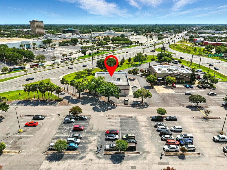 More Photos Of 9480 Arlington Expy, Jacksonville Freestanding For Sale