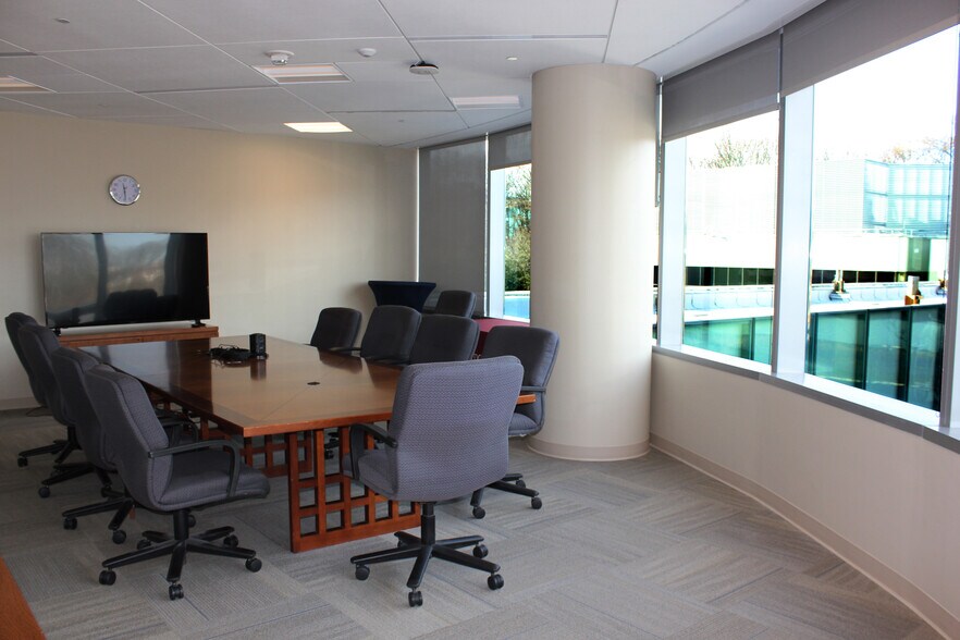 More Photos Of 3225 Gallows Rd, Fairfax Medical For Lease