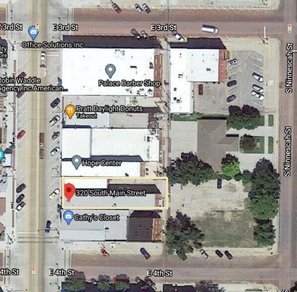 More Photos Of 320 S Main St, Pratt Office For Sale