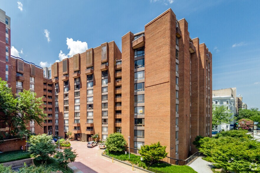 More Photos Of 1234 Massachusetts Ave NW, Washington Apartments For Lease