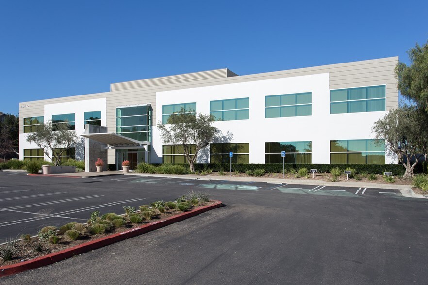 More Photos Of 26800 Aliso Viejo Pky, Aliso Viejo Office For Lease