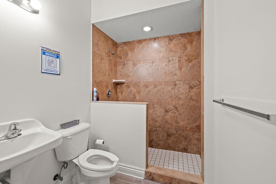 More Photos Of 2624 S Us Highway 1, Fort Pierce Medical For Sale