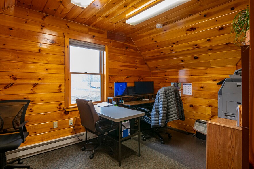 More Photos Of 784 Memorial Hwy, Oley Industrial For Sale