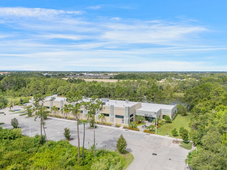More Photos Of 5110 Lena Rd, Bradenton Office For Sale