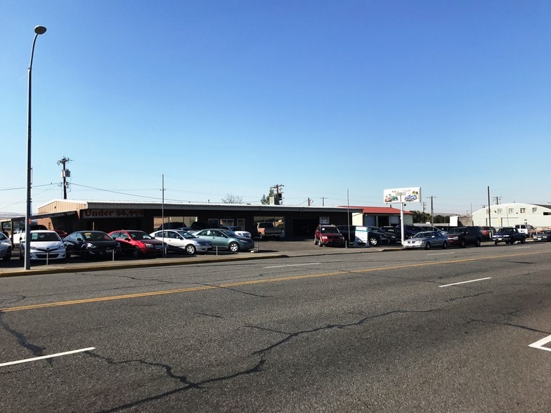 Primary Photo Of 1520 W Lewis St, Pasco General Retail For Sale