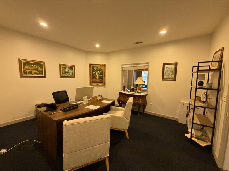 More Photos Of 9 W Broad St, Newnan Medical For Lease