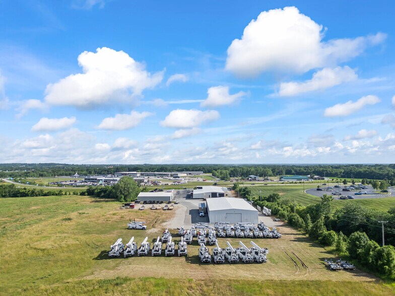 More Photos Of 2606 E Rock Haven Rd, Harrisonville Light Manufacturing For Lease