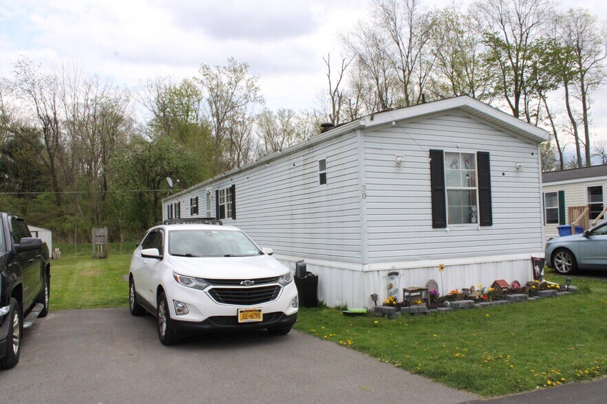 More Photos Of 3841 Trolley Rd, Palmyra Multifamily For Sale