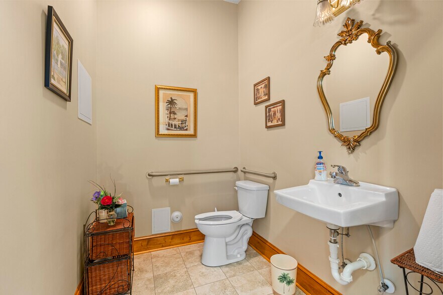 More Photos Of 2507 Jake Alexander Blvd S, Granite Quarry Medical For Lease