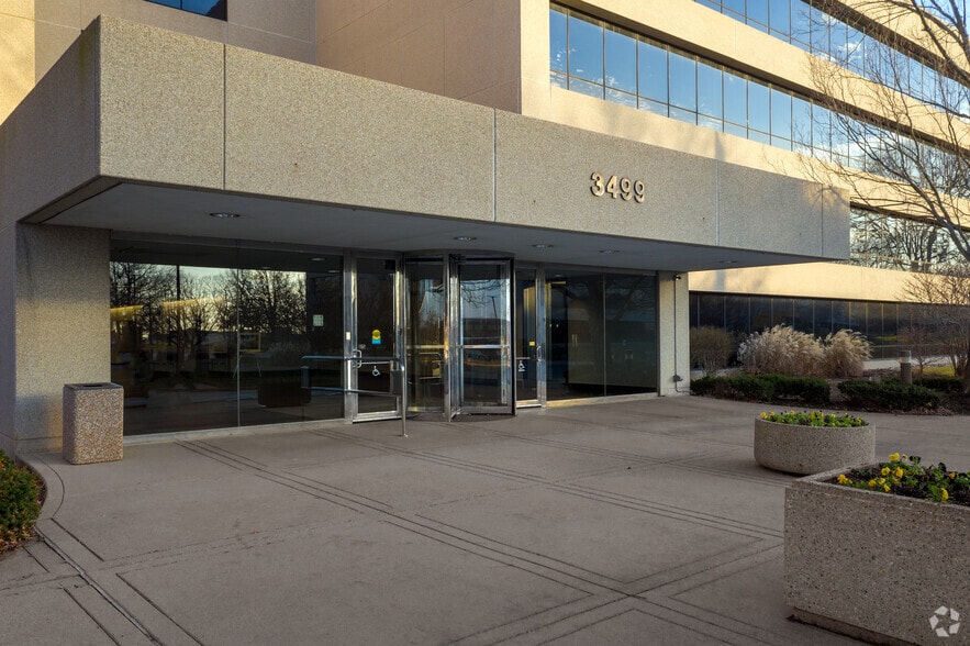 More Photos Of 3499 Blazer Pky, Lexington Office For Lease