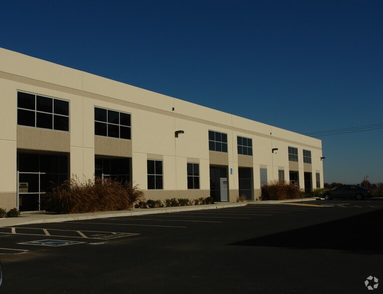 More Photos Of 905 Cotting Ln, Vacaville Industrial For Sale