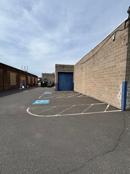 More Photos Of 7119 Rising Sun Ave, Philadelphia Freestanding For Sale