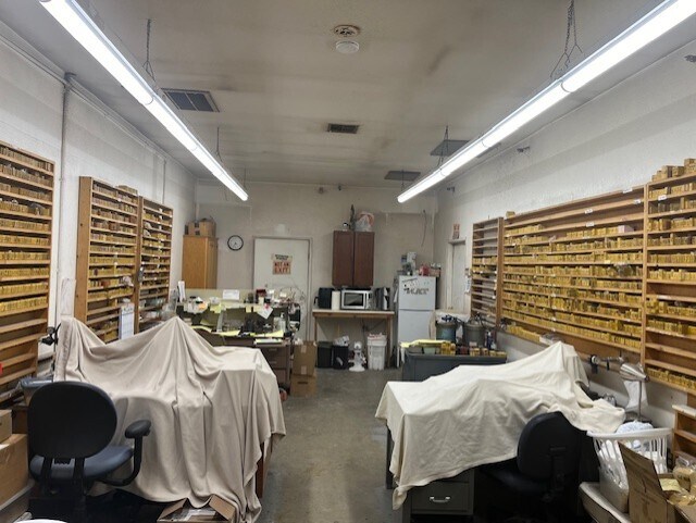 More Photos Of 110 Spring Hill Dr, Grass Valley Manufacturing For Lease