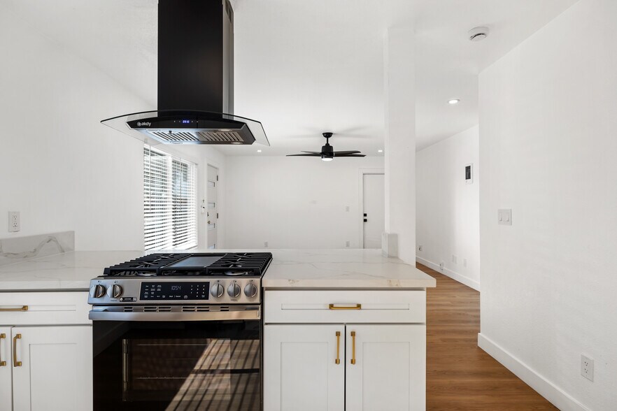 More Photos Of 579 Casselman St, Chula Vista Apartments For Sale