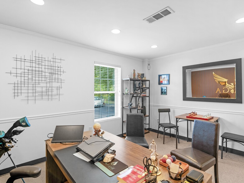 More Photos Of 2336 Wisteria Dr, Snellville Medical For Sale