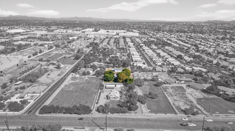 More Photos Of 9259 S Priest Dr, Tempe Showroom For Lease