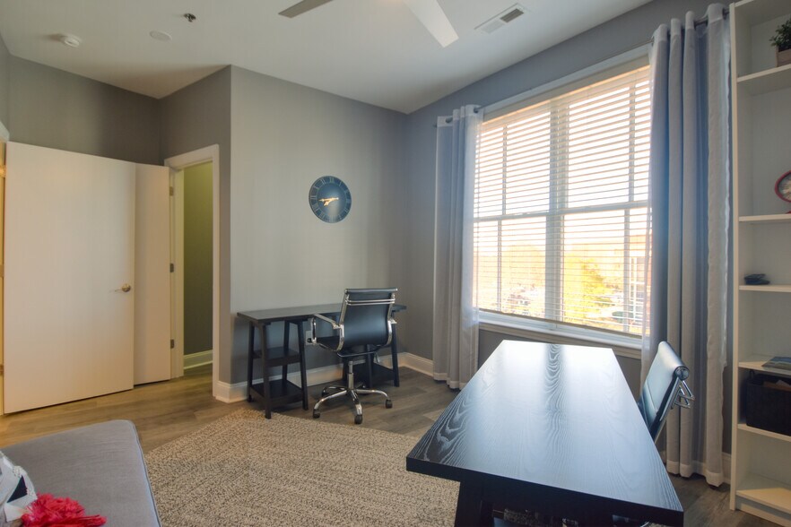 More Photos Of 19701 Bethel Church Rd, Cornelius Office For Sale