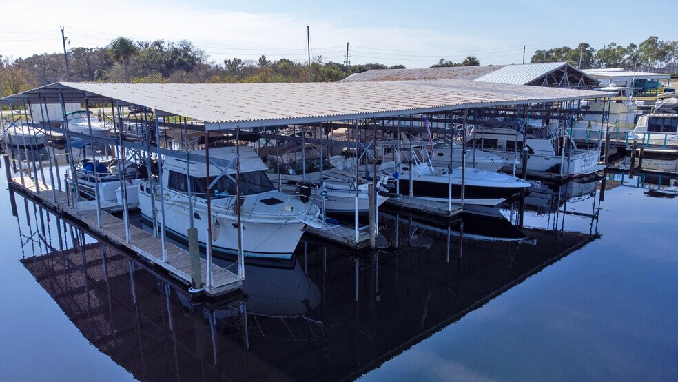 More Photos Of 3900 Peninsula Pt, Sanford Land For Sale